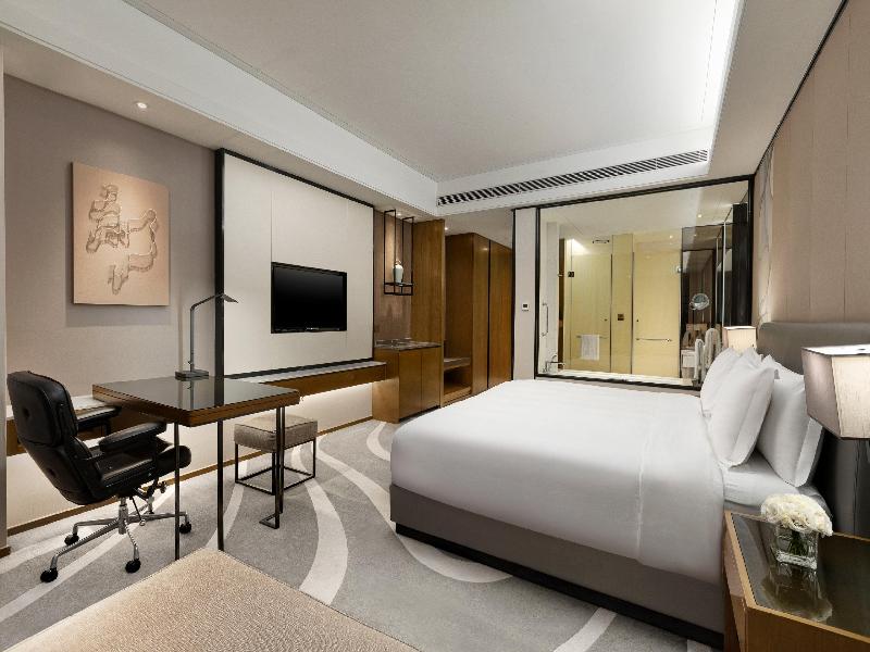 Crowne Plaza Hangzhou Qiantang image