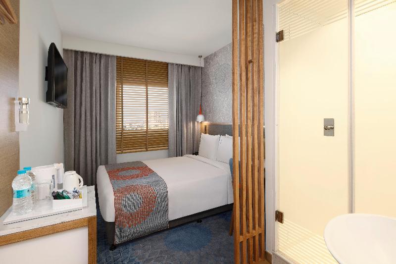 Holiday Inn Express Nashik Indira Nagar