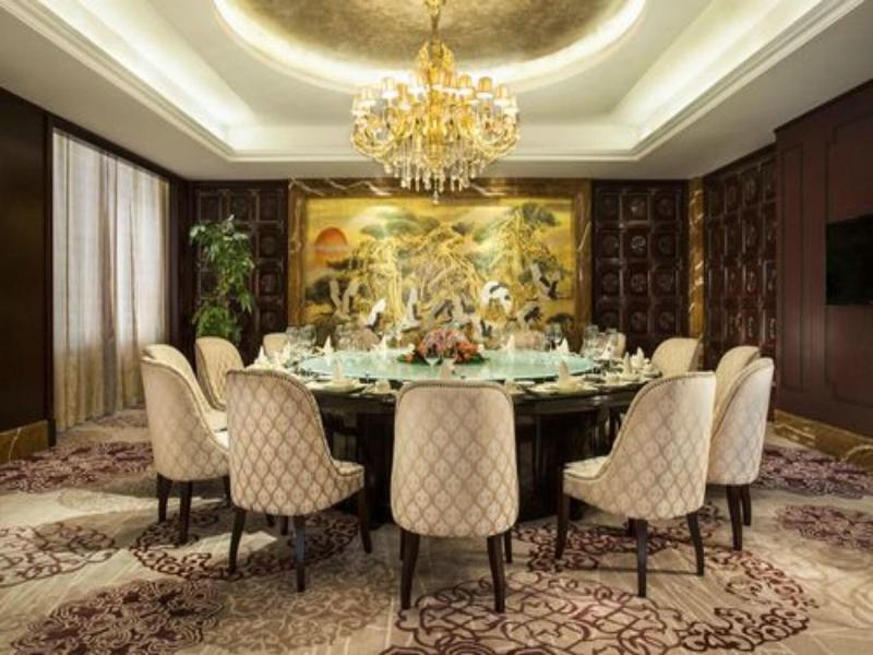 Tanglong International Hotel
