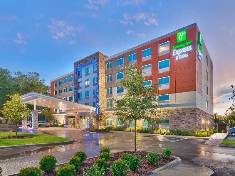 Holiday Inn Express & Suites Gainesville I-75 — photo 27