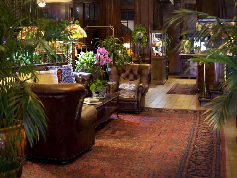 Park Plaza Hotel image