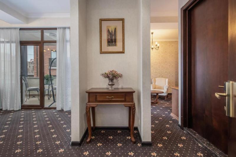 Tbilisi Laerton Hotel image