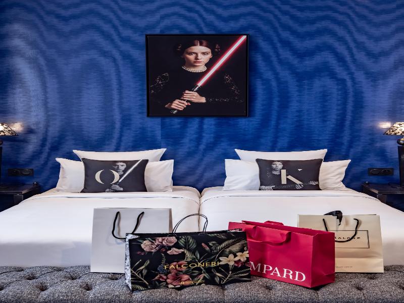Arok Hotel image