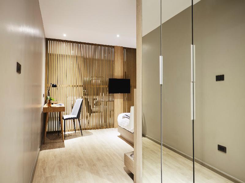 Aspira Tropical Residence Thong Lor image