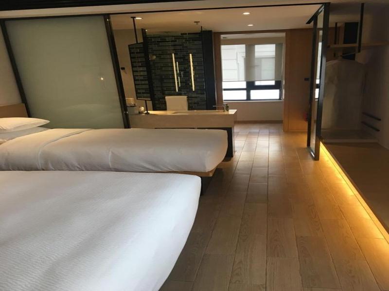 Fairfield by Marriott Shanghai Jingan image