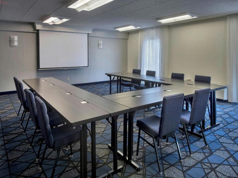 Courtyard by Marriott New Carrollton Landover image