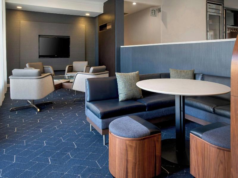 Courtyard by Marriott New Carrollton Landover image