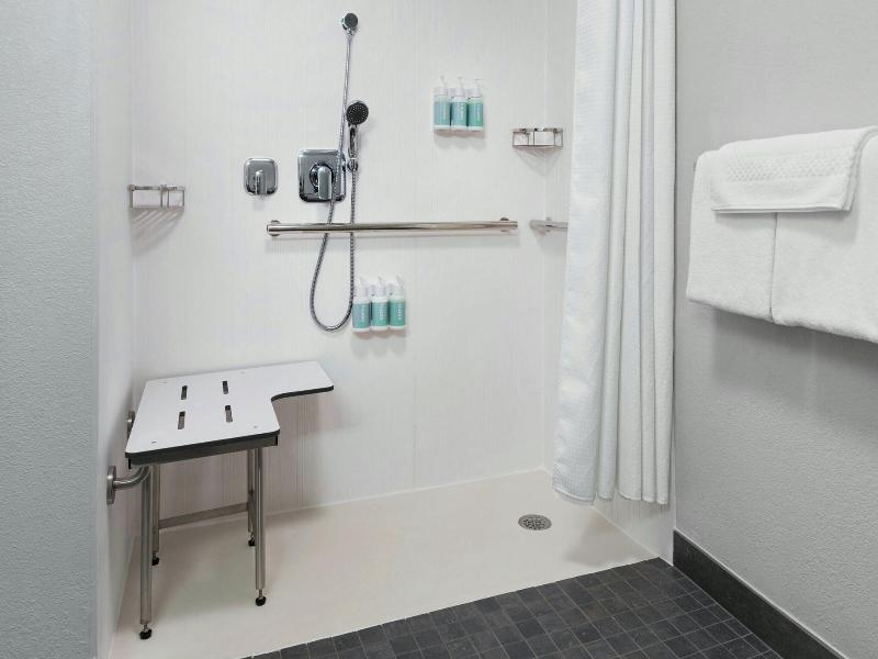 Courtyard by Marriott New Carrollton Landover image