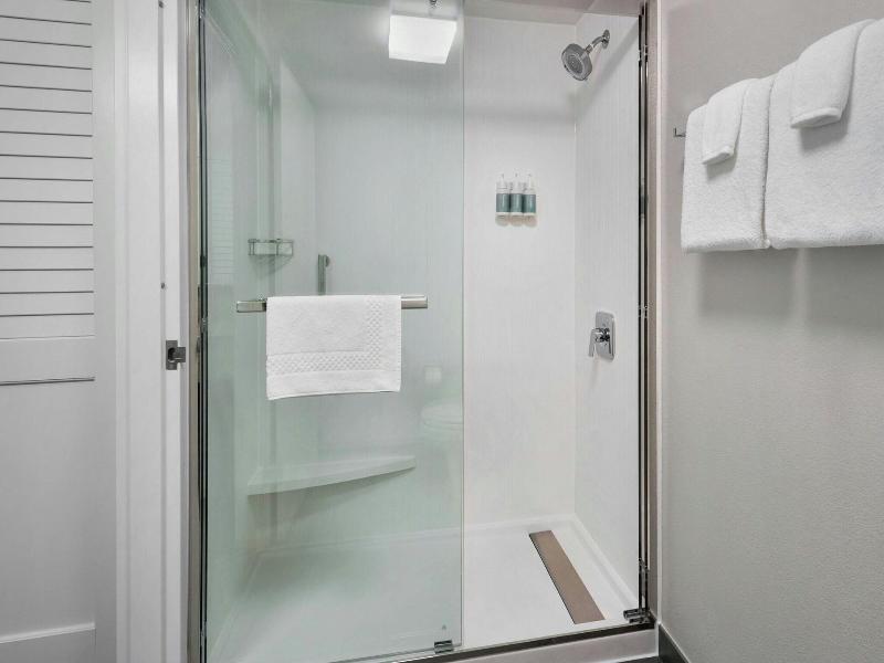 Courtyard by Marriott New Carrollton Landover image