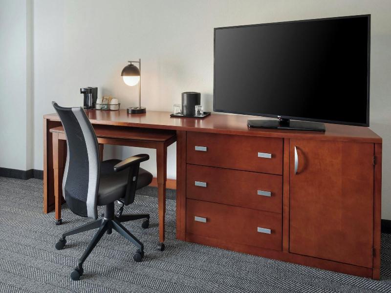 Courtyard by Marriott New Carrollton Landover image