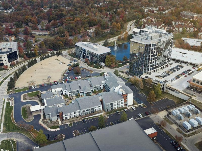 Courtyard Saint Louis Creve Coeur image