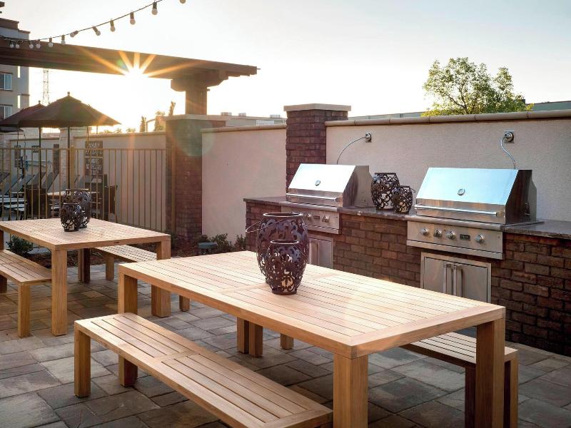 Residence Inn Redwood City San Carlos image