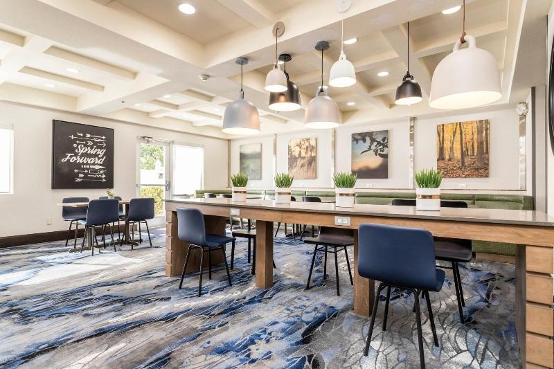 Fairfield Inn St George image