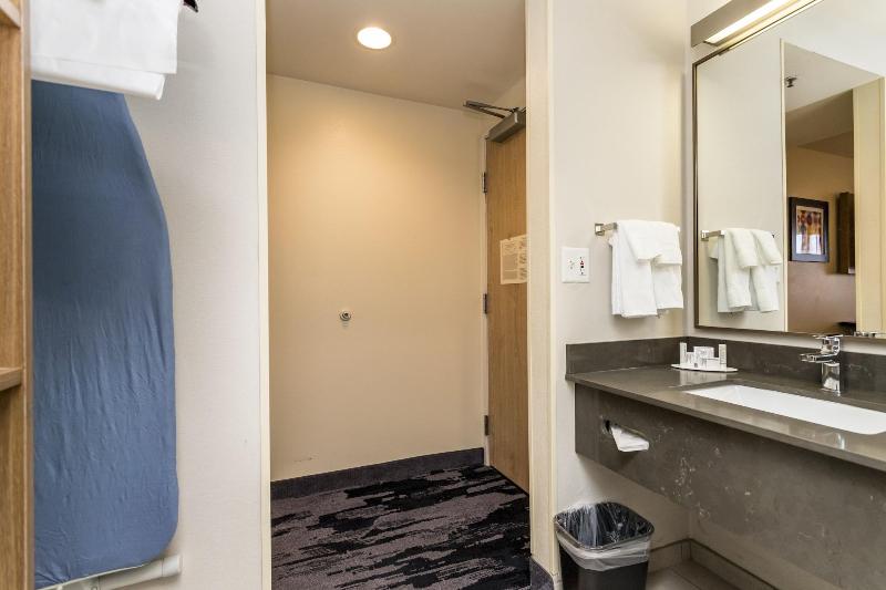 Fairfield Inn St George image