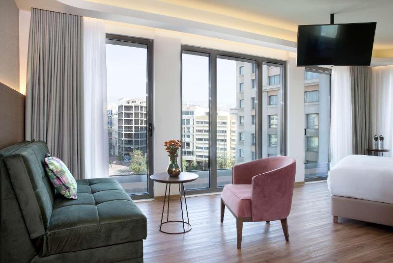 ZEUS Essence Wyndham Athens Residence