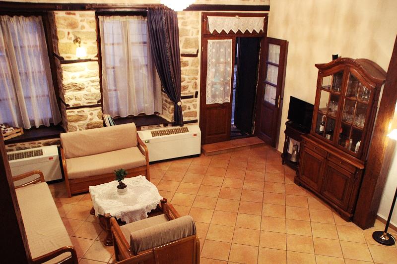 Aristotelis Traditional Guest House