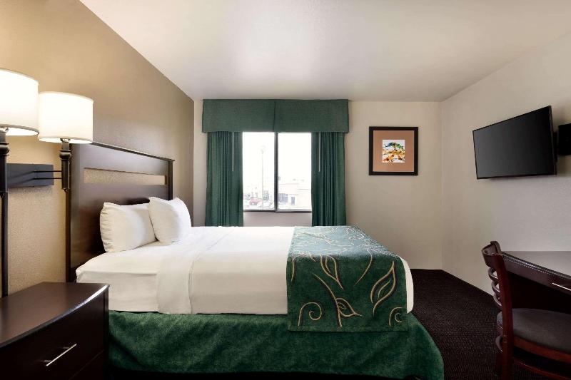 Travelodge by Wyndham Dexter image