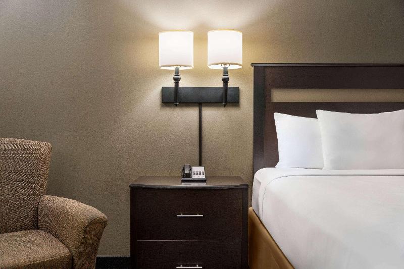 Travelodge by Wyndham Dexter image