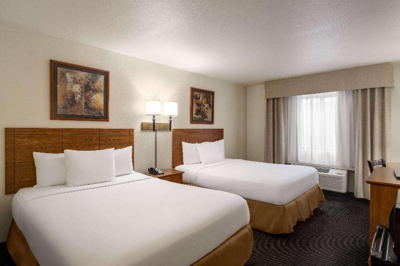 Travelodge by Wyndham Dexter image