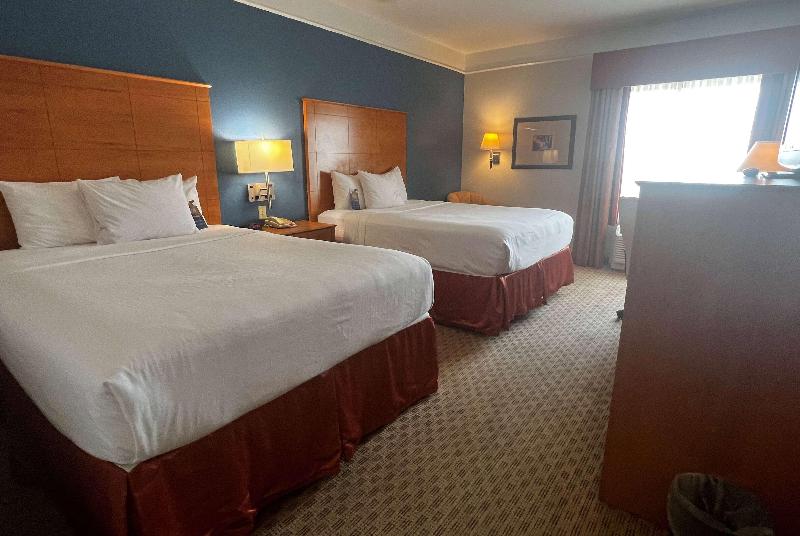Baymont Inn & Suites Brenham image