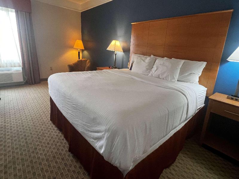 Baymont Inn & Suites Brenham image