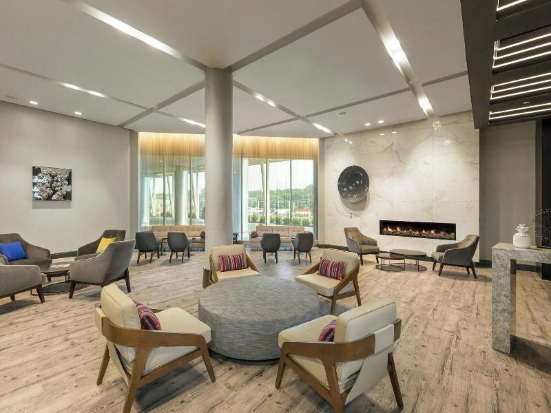 The Summit Hotel image