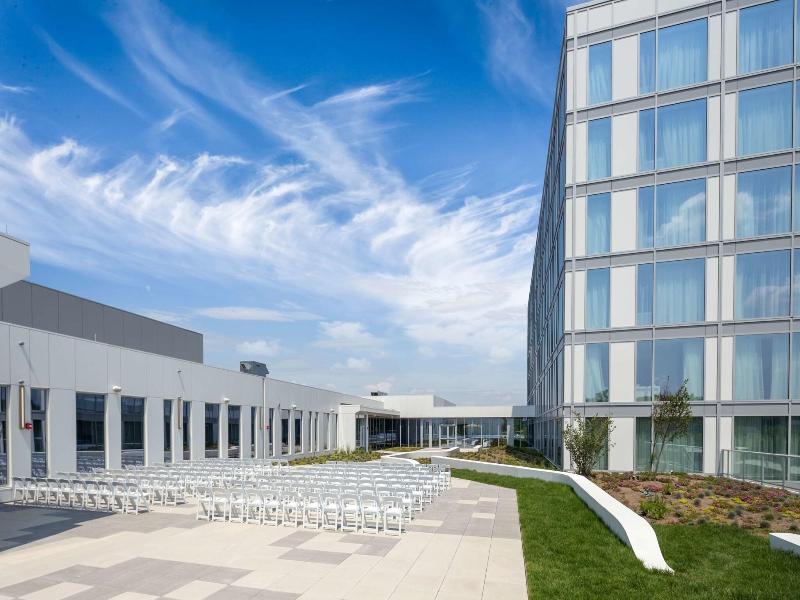 The Summit Hotel image