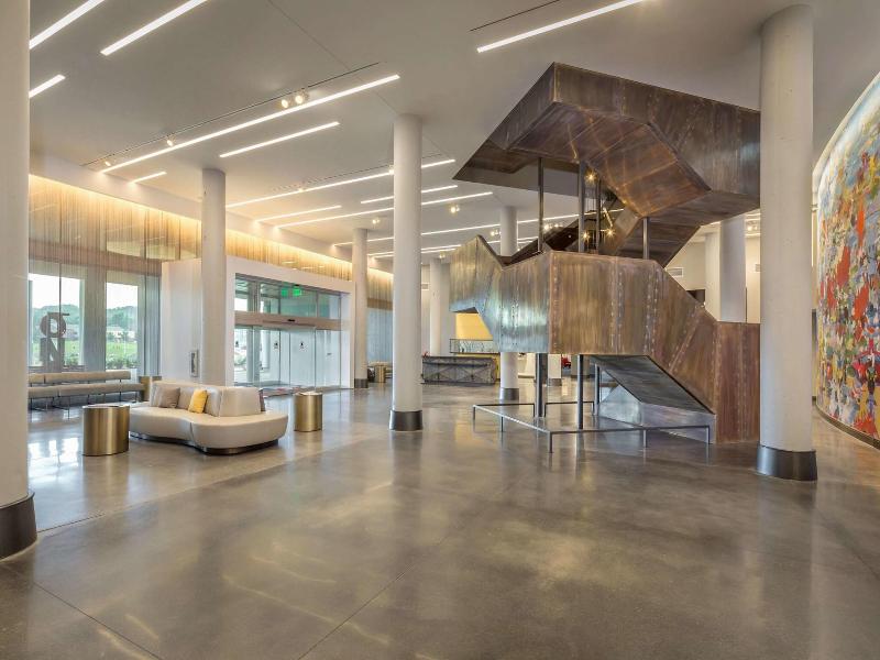 The Summit Hotel image