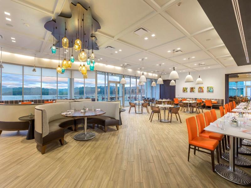 The Summit Hotel image