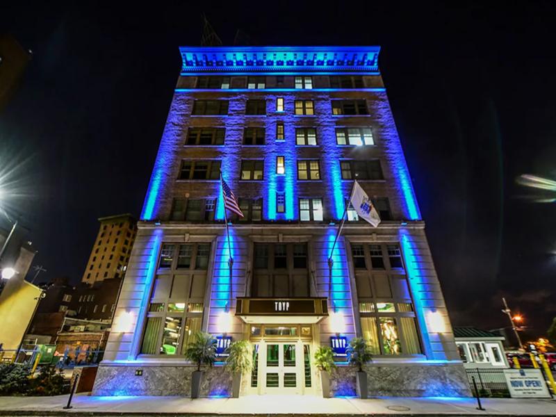 Tryp By Wyndham Newark Downtown image