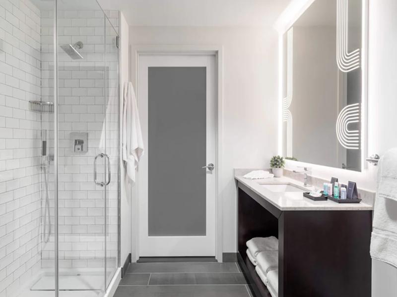 Tryp By Wyndham Newark Downtown image