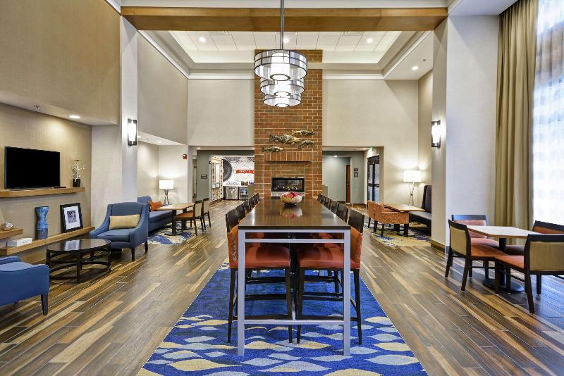 Hampton Inn And Suites Grants Pass image