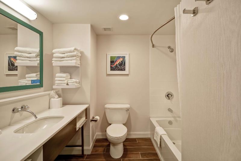 Hampton Inn And Suites Grants Pass image