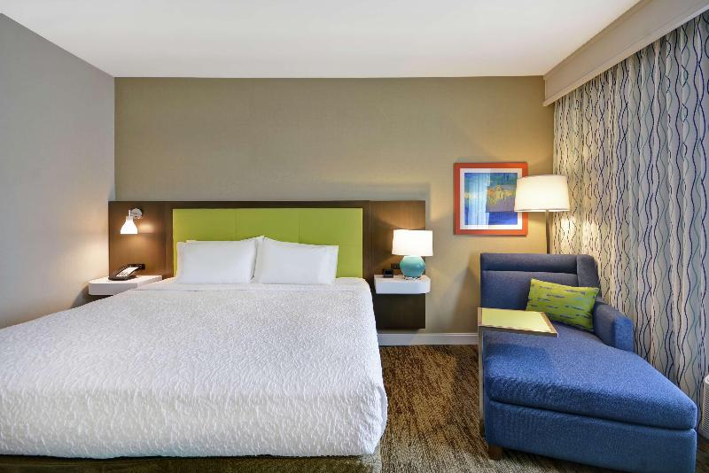 Hampton Inn And Suites Grants Pass image