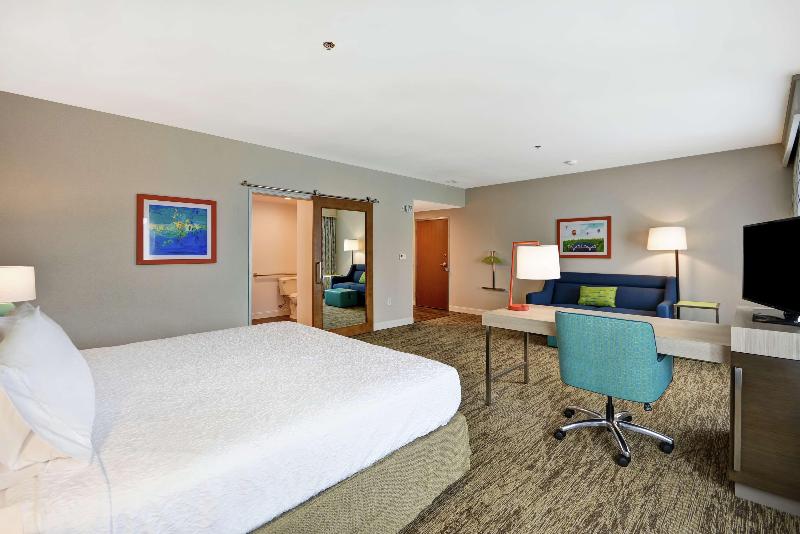 Hampton Inn And Suites Grants Pass image
