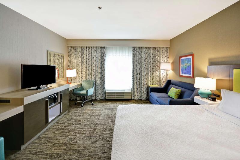 Hampton Inn And Suites Grants Pass image