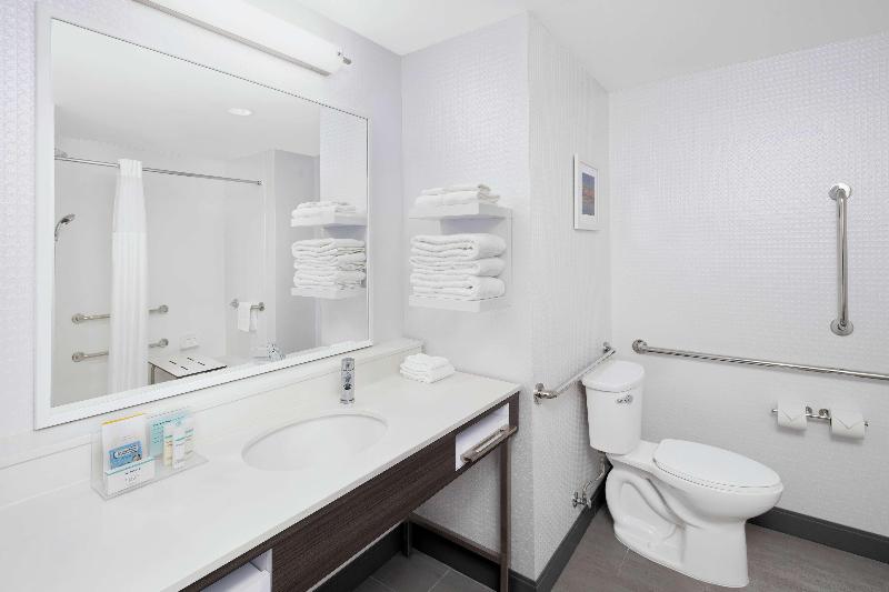 Hampton Inn By Hilton Sikeston image