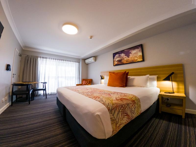 Potters Toowoomba Hotel image