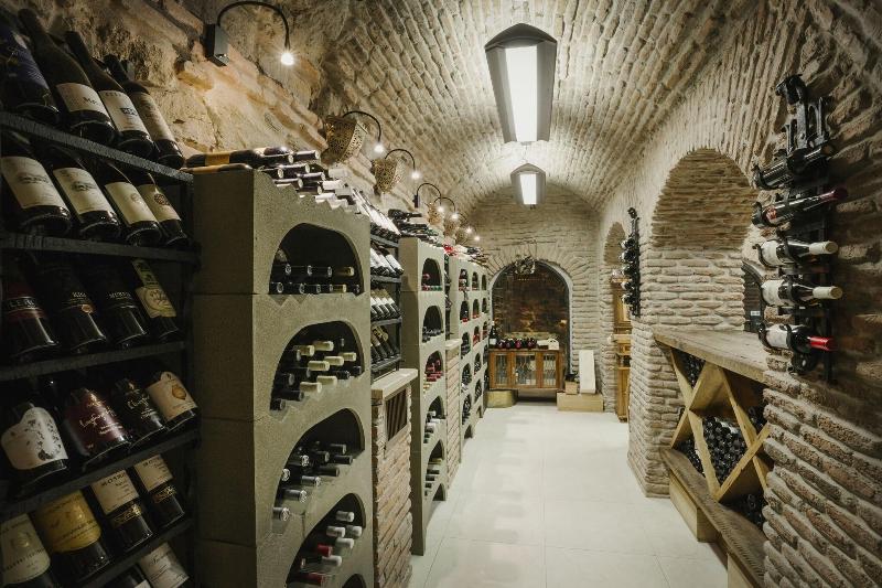 Vinotel Boutique Hotel image