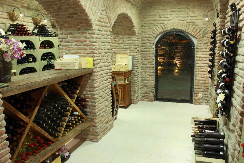 Vinotel Boutique Hotel image