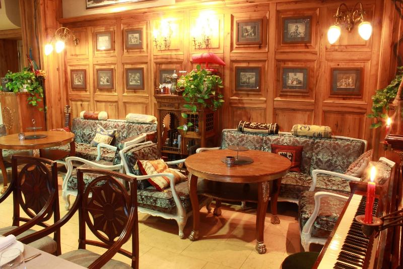 Vinotel Boutique Hotel image