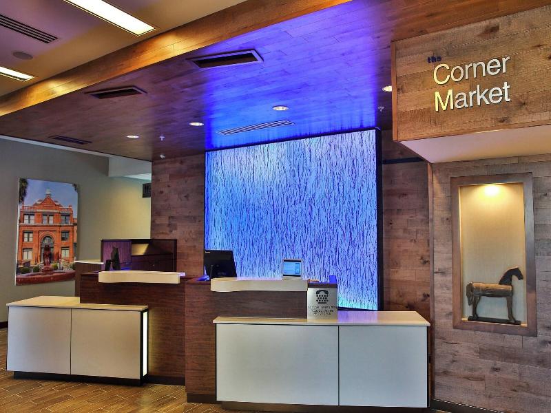 Fairfield Inn & Suites Savannah Midtown image