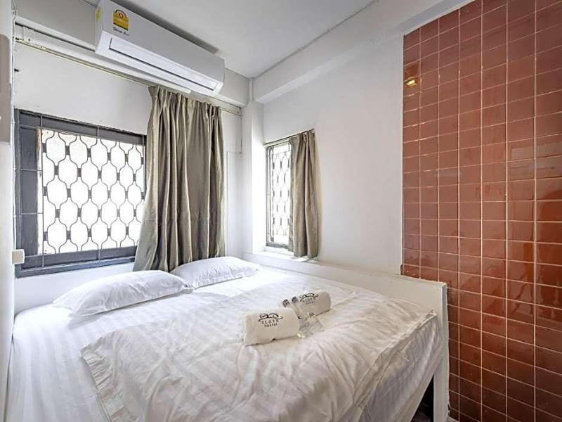 Sloth Hostel image