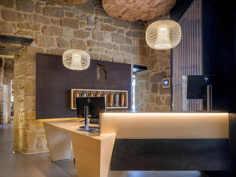 Palacio Tondon, La Rioja Brinas image