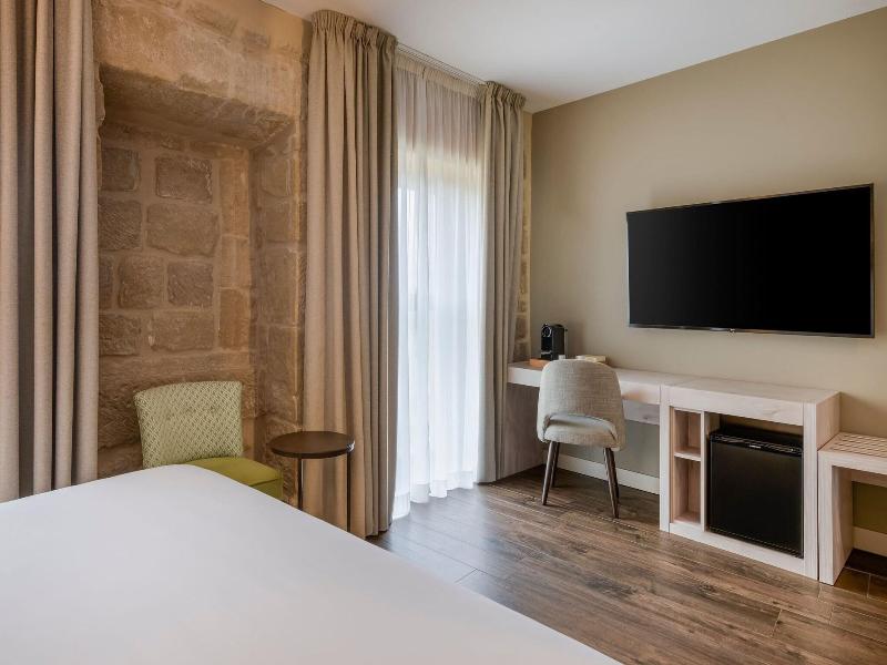 Palacio Tondon, La Rioja Brinas image