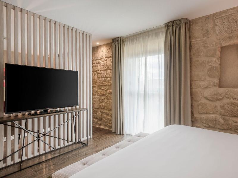 Palacio Tondon, La Rioja Brinas image