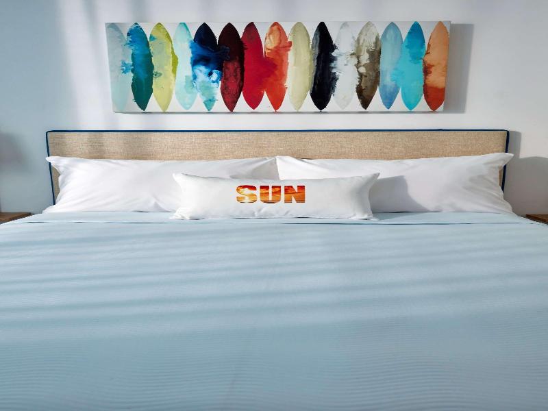 Universal Endless Summer - Surfside Inn and Suites image