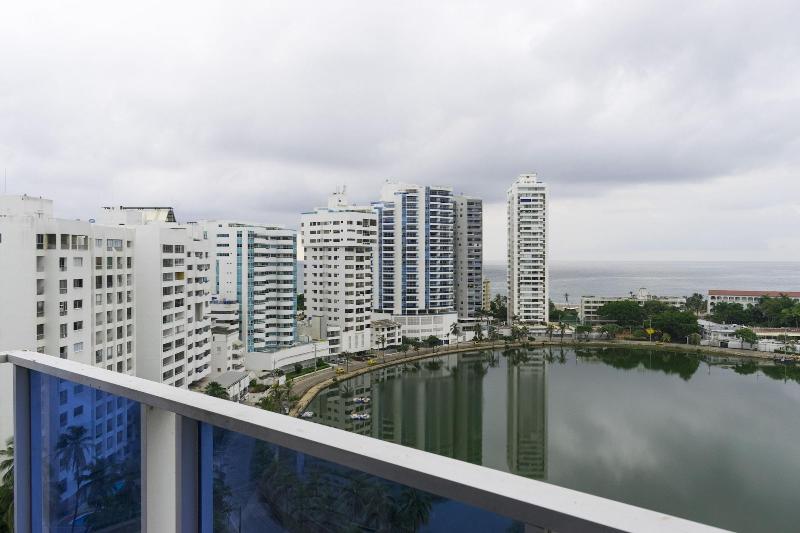 Apartamentos Cartagena, vista al mar laguito image