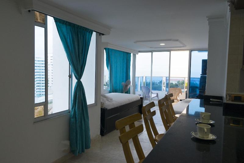 Apartamentos Cartagena, vista al mar laguito image