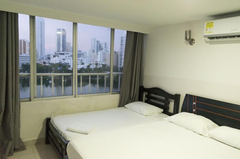 Apartamentos Cartagena, vista al mar laguito image